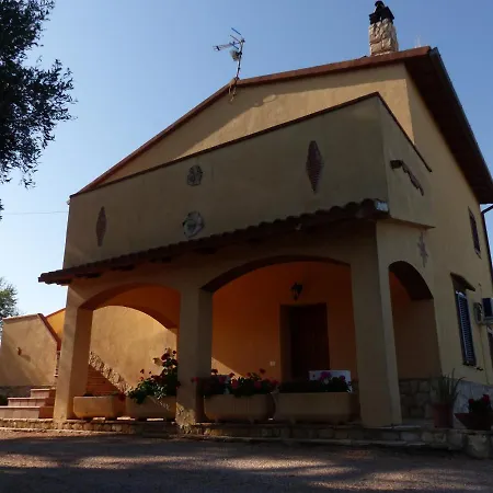 Podere 406 Pescia Romana